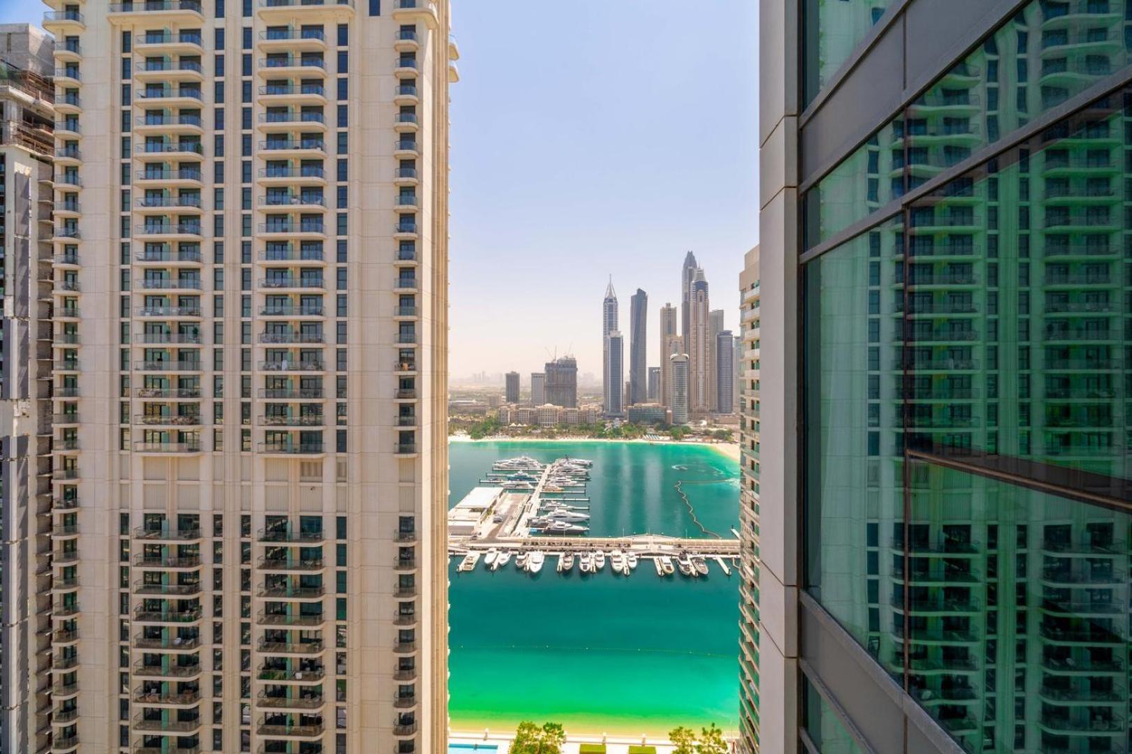 Guestready - Luxurious Beachfront Getaway In Dubai