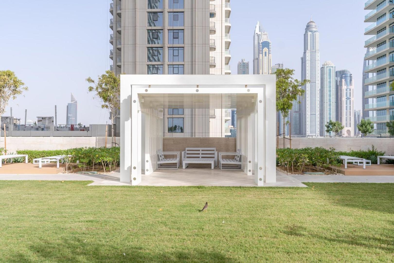 Guestready - Luxurious Beachfront Getaway In *
